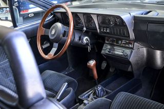 Alfa Romeo GTV    2.0