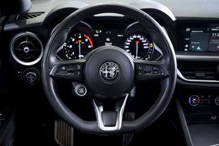 Alfa Romeo Stelvio   2.2 Diesel 154kW 210CV Veloce Q4