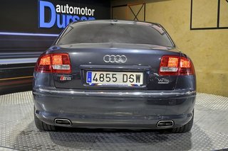 Audi A8   6.0 Quattro Tiptronic