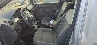 Volkswagen Caddy 2011