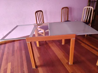 Tavolo da Pranzo Estensibile in Cristallo per 8 Persone