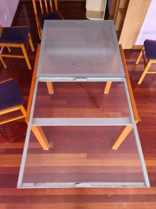 Tavolo da Pranzo Estensibile in Cristallo per 8 Persone