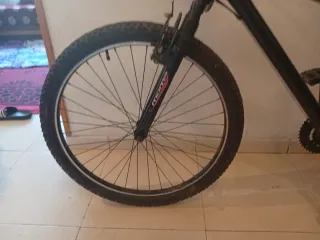 Bicicleta de montaña CLIMBER negra