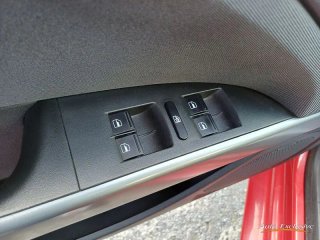 SEAT LEON 1.6 TDI STYLE 105 CV 5P