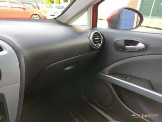 SEAT LEON 1.6 TDI STYLE 105 CV 5P