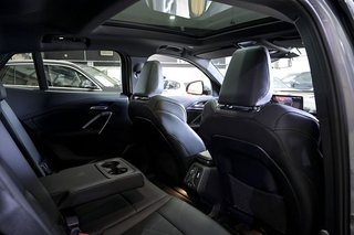 BMW iX2   eDrive20