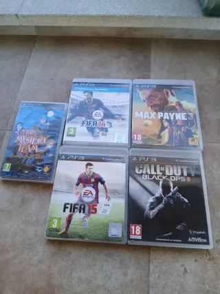 Conjunto di giochi PS3 e PSP: FIFA, Max Payne, Call of Duty