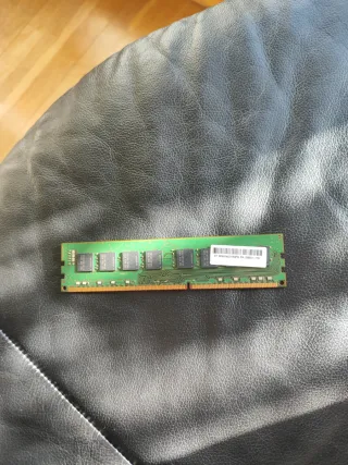 Memoria RAM 8GB DDR4 2666 MHz/ MemoriaRAM 8GB DDR3