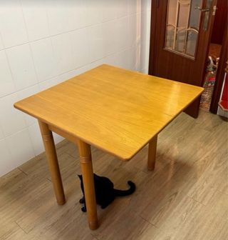Mesa de cocina extensible de madera