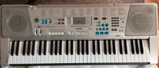 Teclado Casio LK-300TV Karaoke