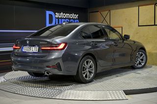 BMW Serie 3   320d Auto.