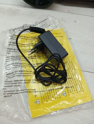 Robot Limpiafondos Piscina WYBOT