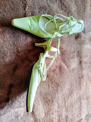 Botas de cuero negras para mujer