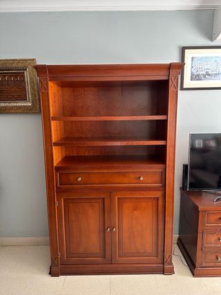 Mueble alto de madera para salón de madera maciza