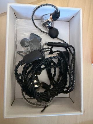 QKZ SK10 IEM DSD HiFi Dynamic Prata c/ Microfone