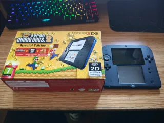 Nintendo 2DS Negra + FIFA 14