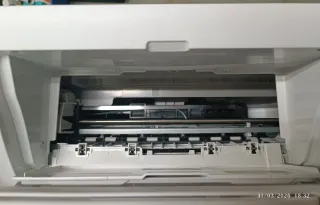 Impresora HP DeskJet 2700e  COMPLETAMENTE NUEVA