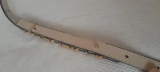 Cinturón Valentino Negro y Dorado Mide 100cm