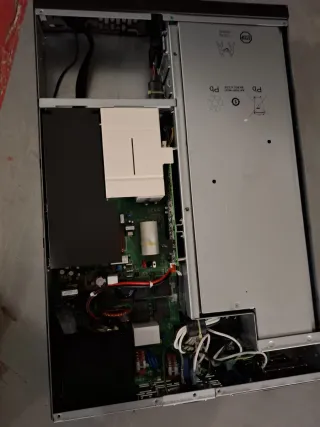 Schneider Electric SAI SMX3000RMHV2U