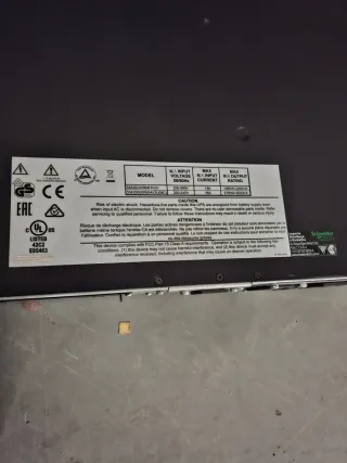 Schneider Electric SAI SMX3000RMHV2U