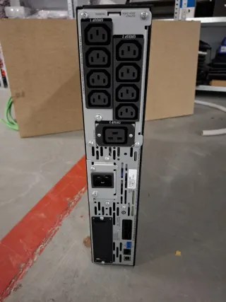 Schneider Electric SAI SMX3000RMHV2U