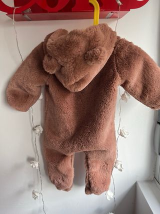 Buzo peluche marrón Zara Talla 68