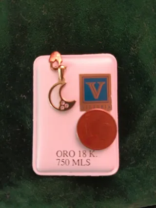 Colgante Luna Victoria Oro 18K 750 MLS