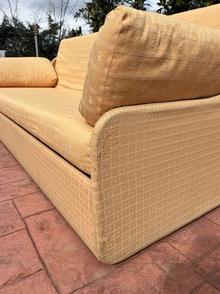 Sofá cama amarillo tela