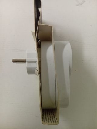 Adaptador Enchufe Schuko + 2 USB