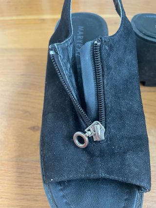 Sandalias Plataforma Negra Cremallera