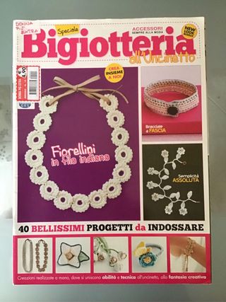 Creare gioielli menualmente