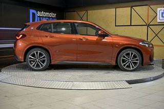 BMW X2   sDrive18i