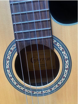 Guitarra Crafter Acústica con Funda Rígida