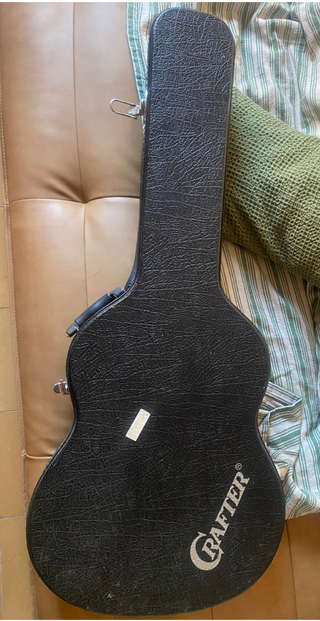 Guitarra Crafter Acústica con Funda Rígida