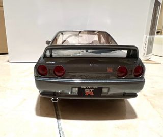 Nissan Skyline GT-R R32 Otto 1:18 Gris