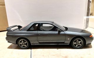 Nissan Skyline GT-R R32 Otto 1:18 Gris