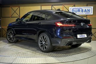 BMW X4   M40d