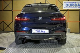 BMW X4   M40d