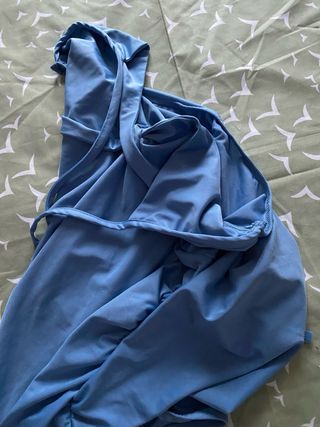 Costume da bagno azzurro cielo
