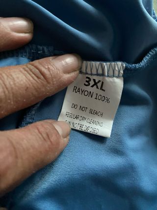 Costume da bagno azzurro cielo