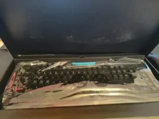 Logitech G910 Orion Spectrum Tastiera da Gaming RGB