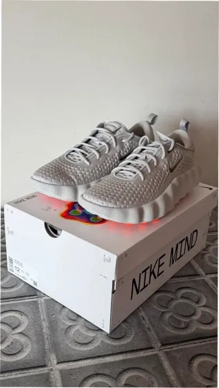 Nike Air Max 270 React Taglia 42