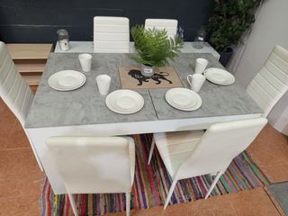 Mesa Extensible + 6 Sillas Polipiel