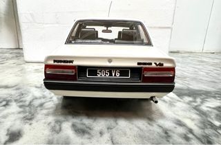 Peugeot 505 V6 Blanco Otto 1:18