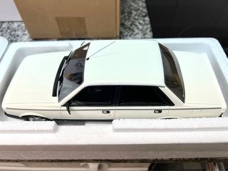 Peugeot 505 V6 Blanco Otto 1:18