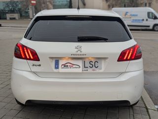 Peugeot 308 1.5BlueHdi Automatico 130Cv Garantía I