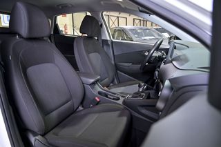 Hyundai Kona   1.6 GDI HEV Maxx DCT