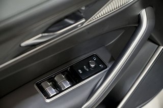 Jaguar F-Pace   5.0 V8 405kW SVR AWD Auto EDITION 1988