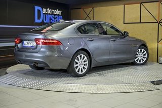 Jaguar XE   2.0I 147kW RWD Prestige Auto