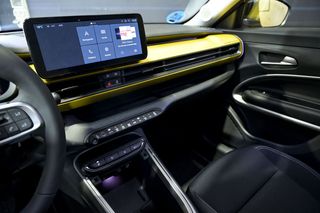 Jeep Avenger   BEV 115kW 156CV Summit